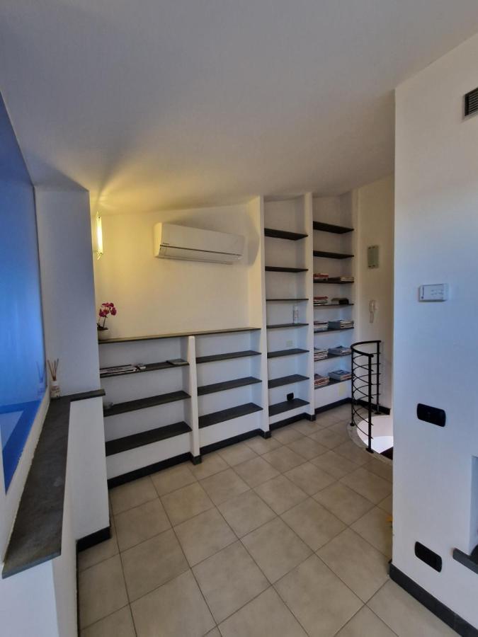 Ferienwohnung Mansarda Stefania Ameglia Exterior foto