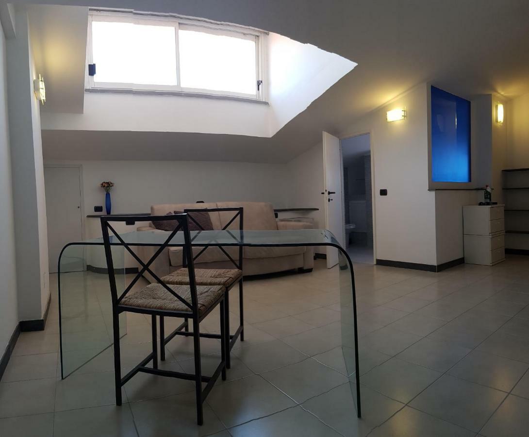 Ferienwohnung Mansarda Stefania Ameglia Exterior foto